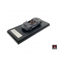 LCD MODELS - 1/64 - McLAREN...