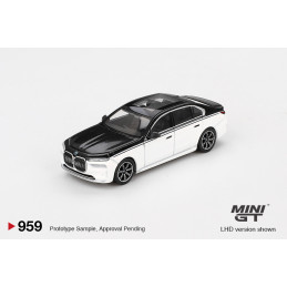 MINIGT - 1/64 - BMW I7...